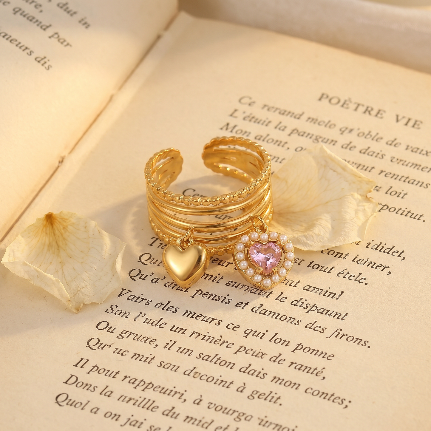 GLANZI Heart Motion Ring – Mehrreihiger Ring mit Herzanhängern