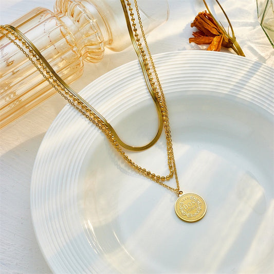 Dreilagige Halskette – Königin Münze Anhänger | 18K Vergoldeter Edelstahl Damen Schmuck