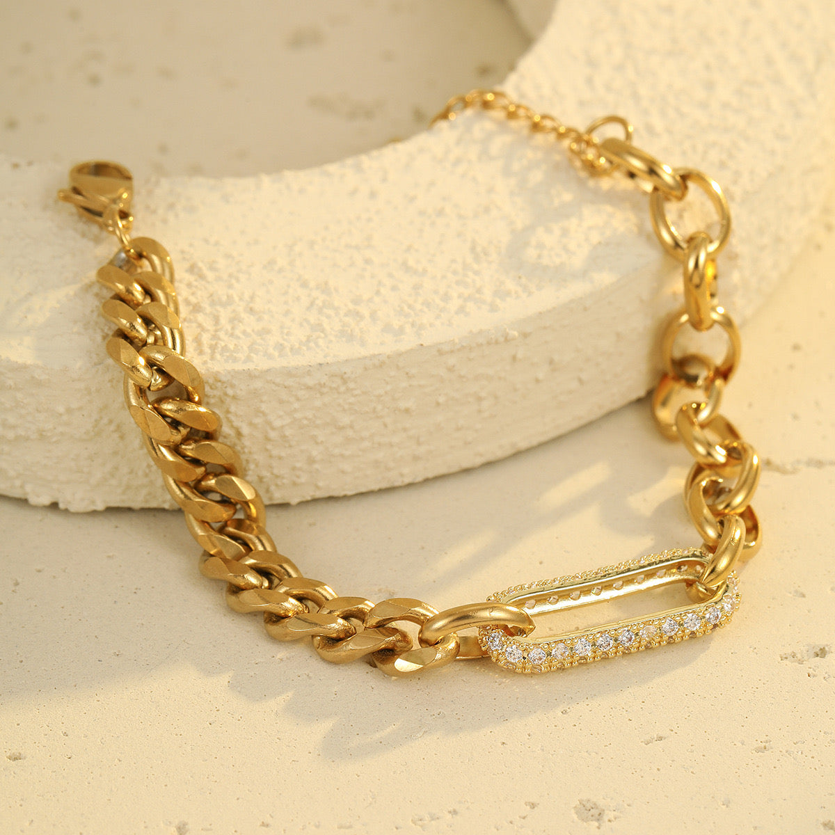 Zirkonia Armband – Stern, Kreis & U-Form Design