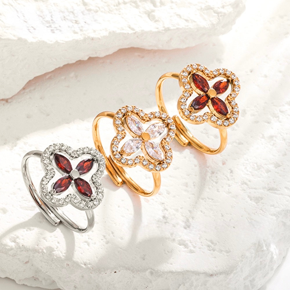 Vierblättriger Kleeblatt Ring – 18K Vergoldeter Edelstahl mit Zirkonia