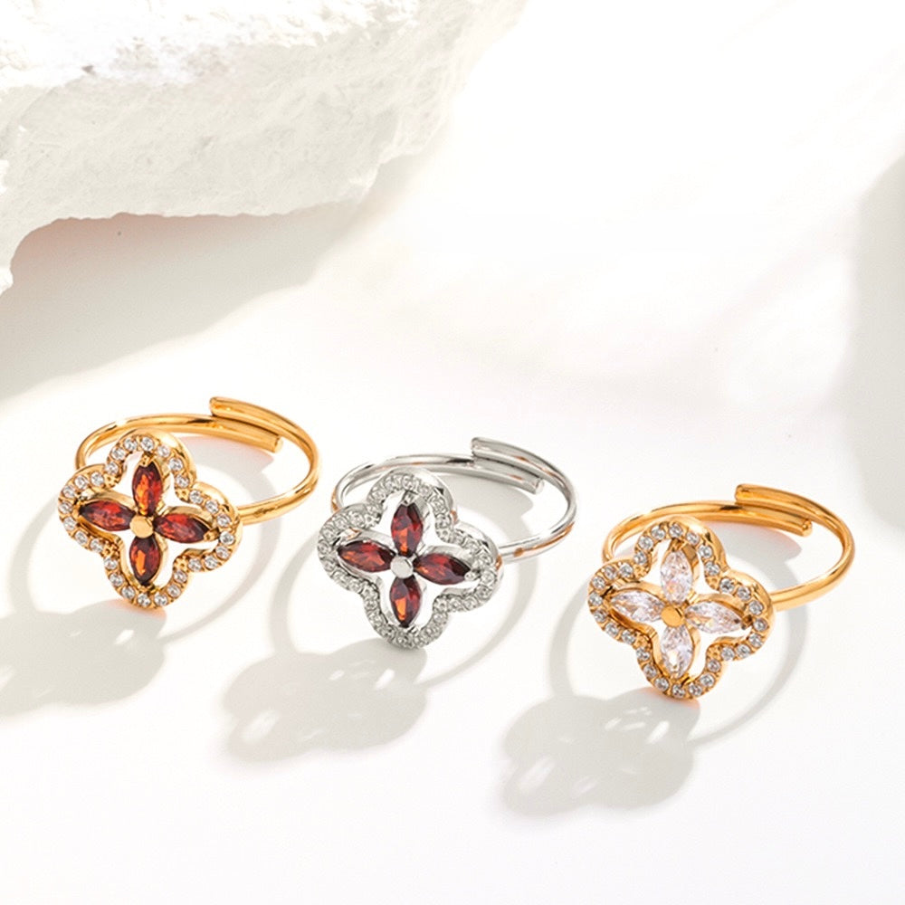 Vierblättriger Kleeblatt Ring – 18K Vergoldeter Edelstahl mit Zirkonia