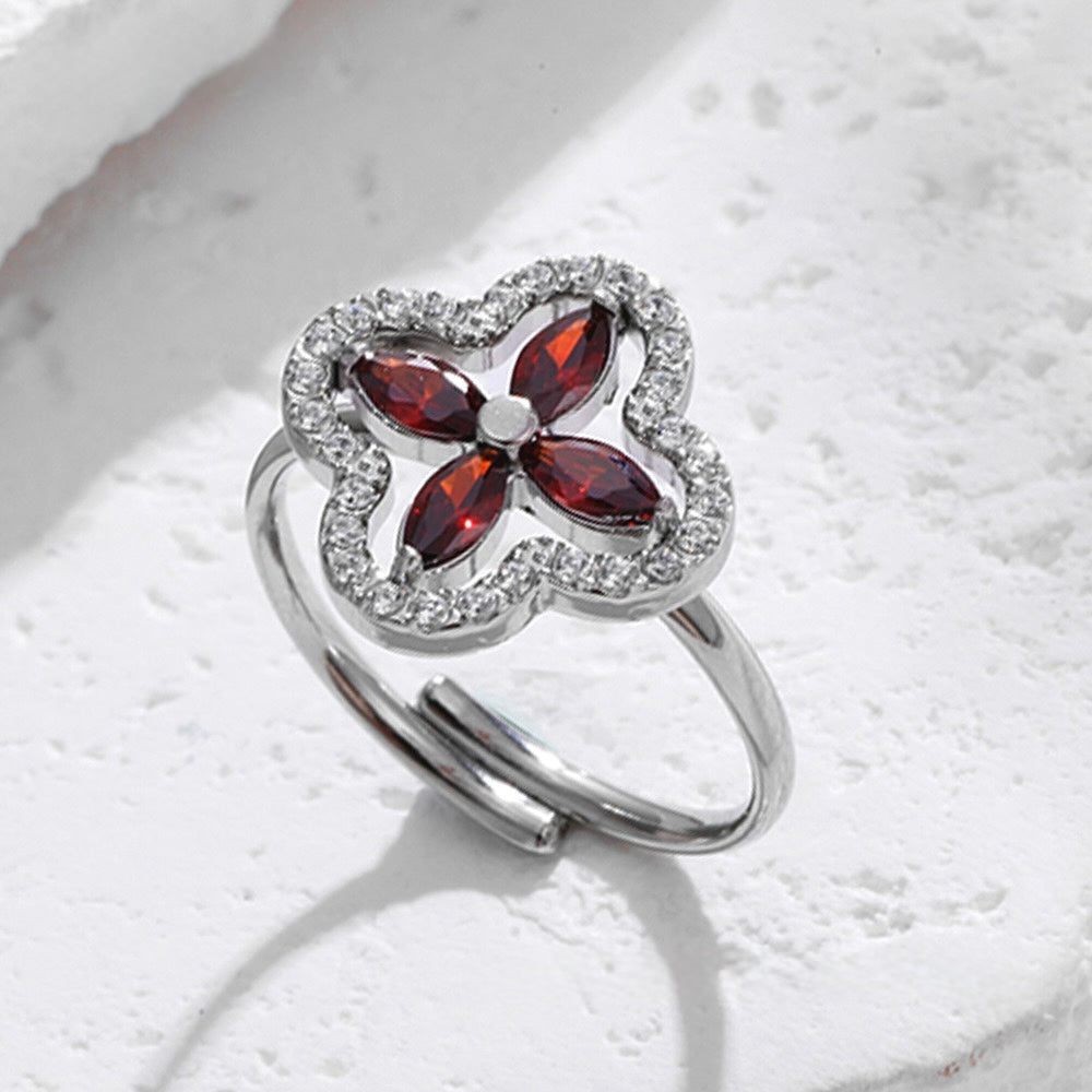 Vierblättriger Kleeblatt Ring – 18K Vergoldeter Edelstahl mit Zirkonia