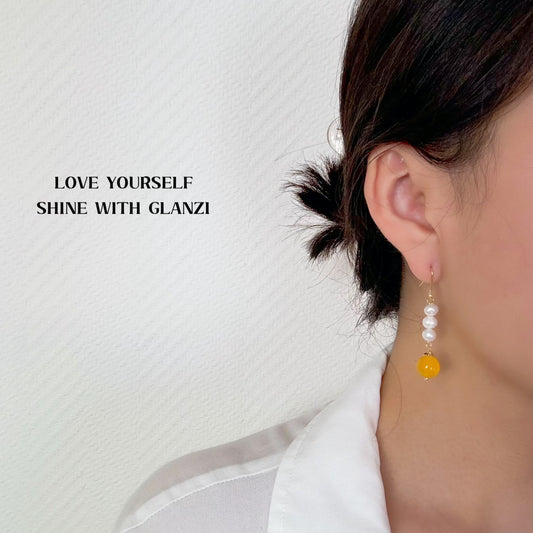 Ohrringe mit Süßwasserperle und gelbem Achat