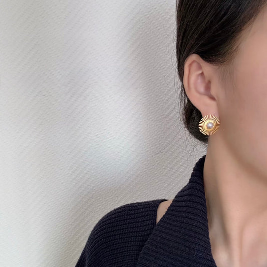 Sonne-Ohrringe mit Perle