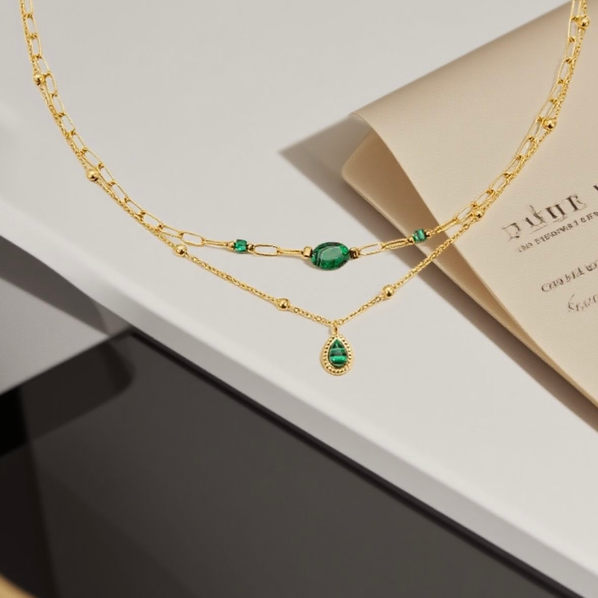 Doppellagige Halskette – Malachit oder Weißer Jade, 18K Edelstahl