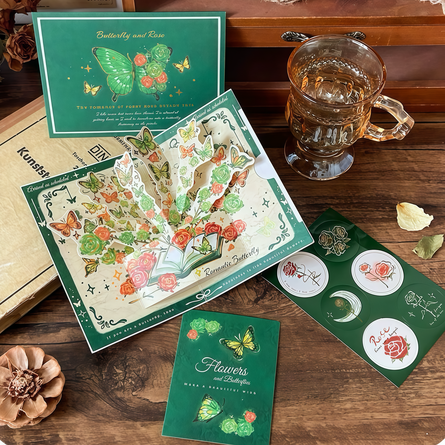 GLANZI Secret Garden 3D Grußkarte – Schmetterlings Bouquet mit Waldzauber