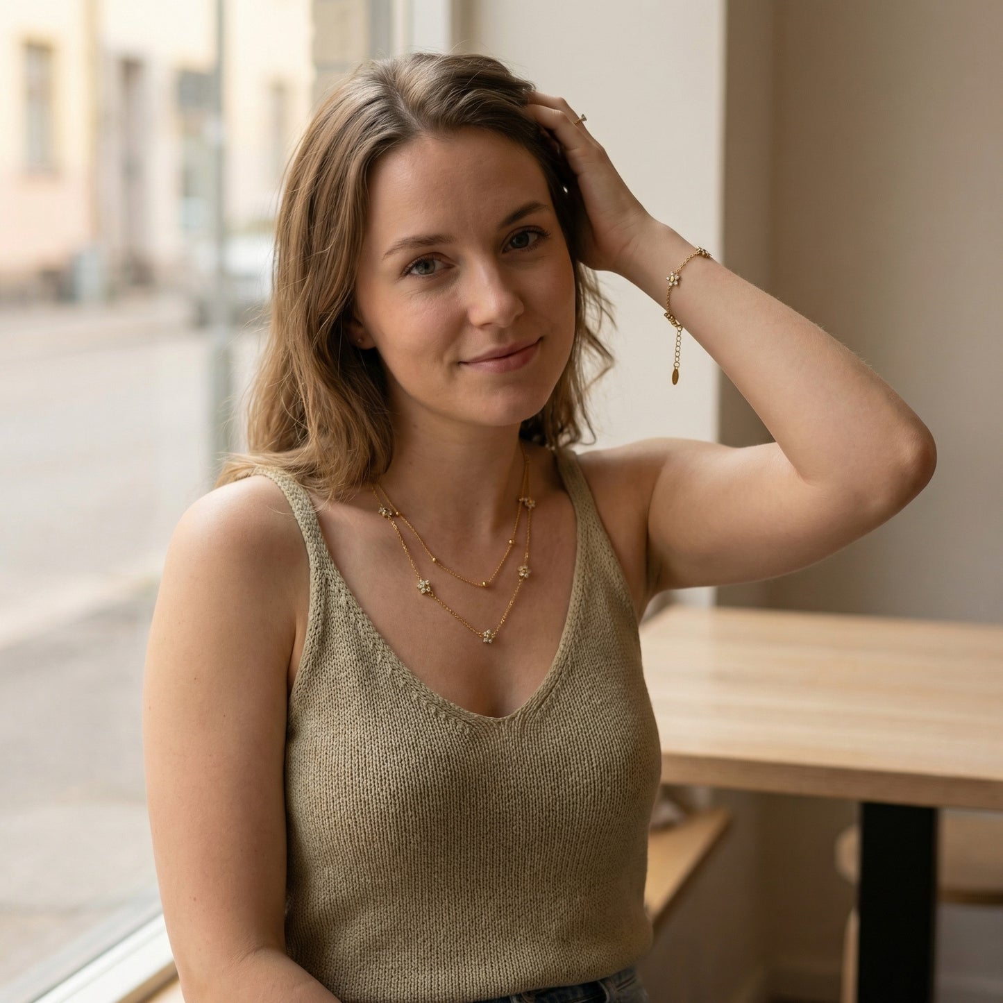 GLANZI Zarte Blumen Halskette und Armband