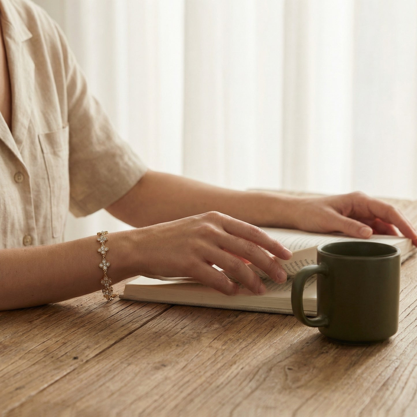 GLANZI Funkelndes Kleeblatt Schmuckset – Halskette, Armband, Ohrringe & Ring