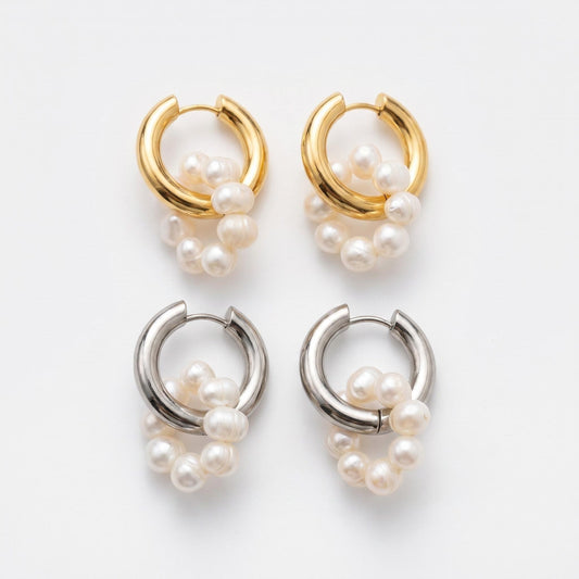 GLANZI Pearl Orbit Ohrringe – Versetzte Ringe mit Naturperlen, 18K Vergoldet
