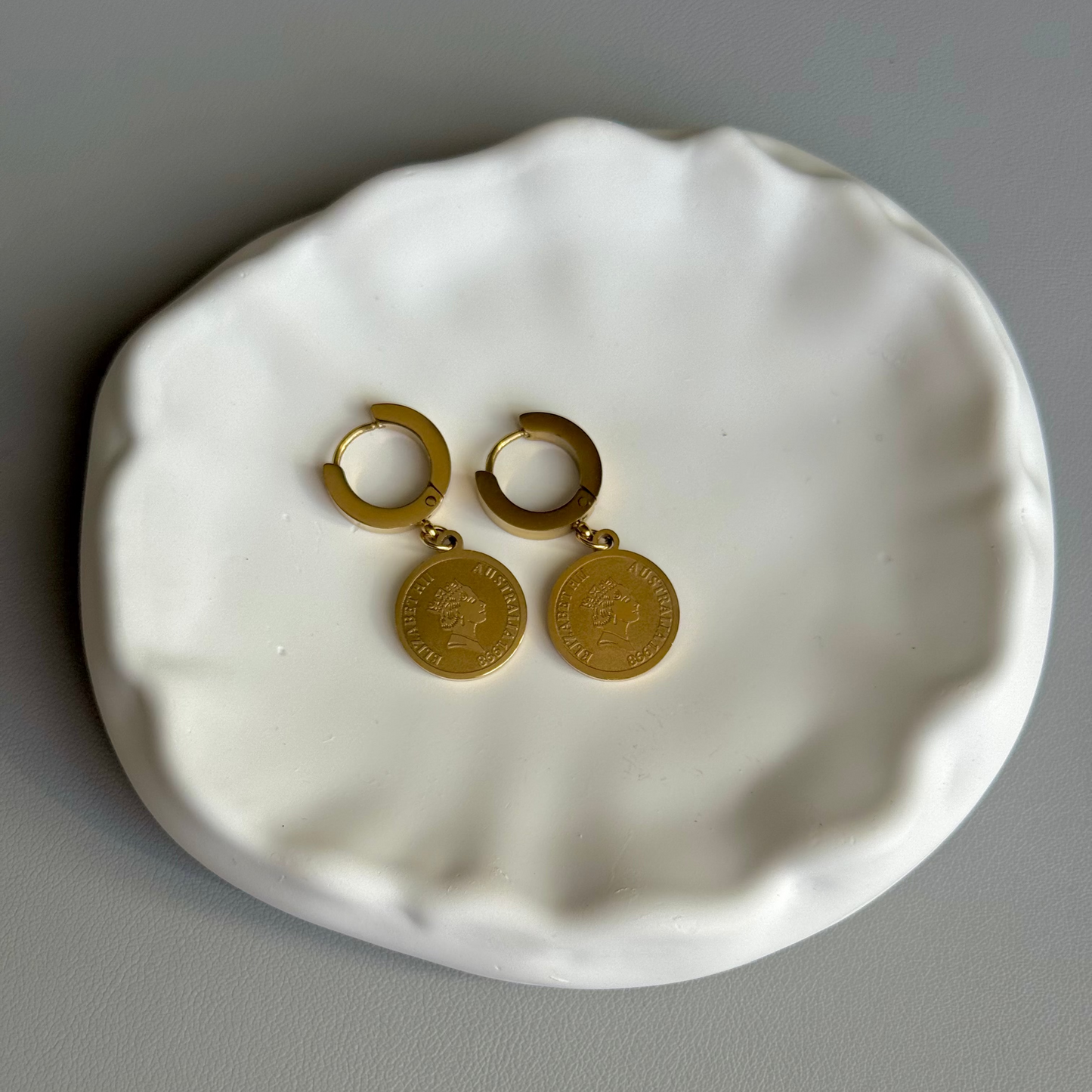 Elegante Münz-Ohrringe mit Königin-Porträt 👑