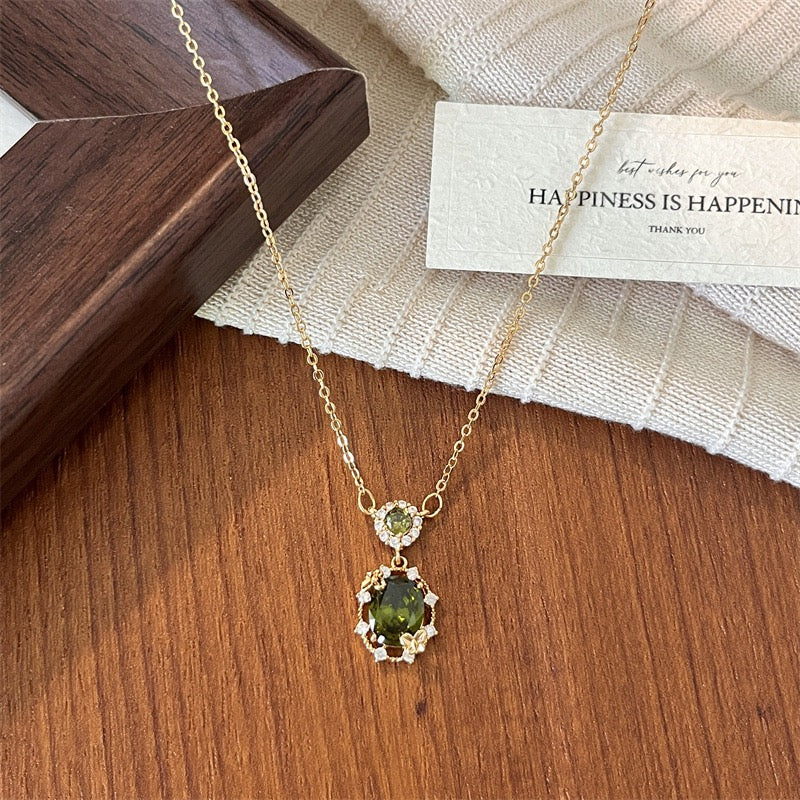 GLANZI Elegance Halskette mit Grünem Oval-Anhänger
