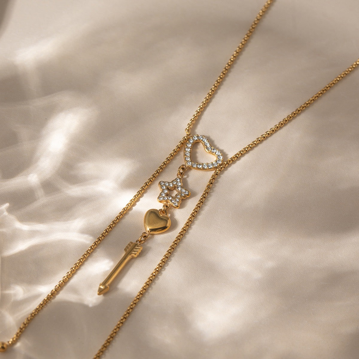 GLANZI Cupid's Arrow Y-Halskette – 18K Vergoldet
