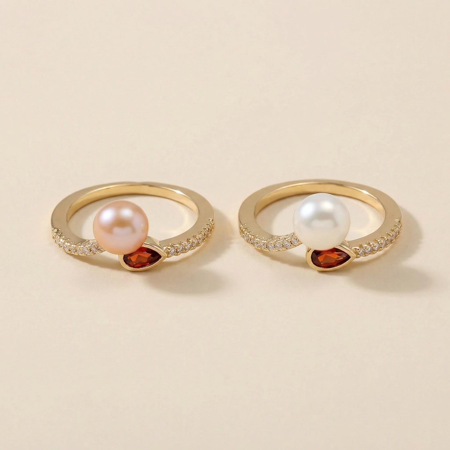 Offener Ring mit Süßwasserperle und Zirkon
