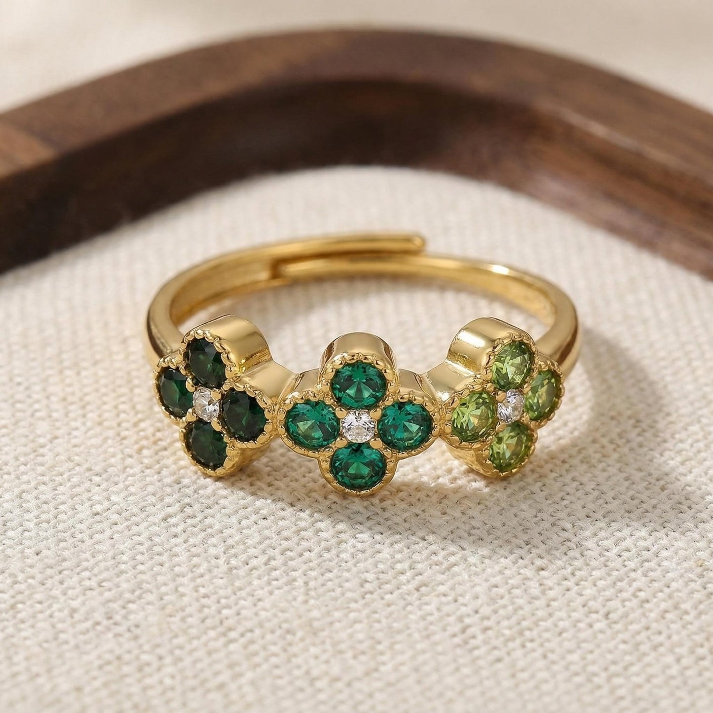 GLANZI Kleeblatt Ring mit Zirkonia