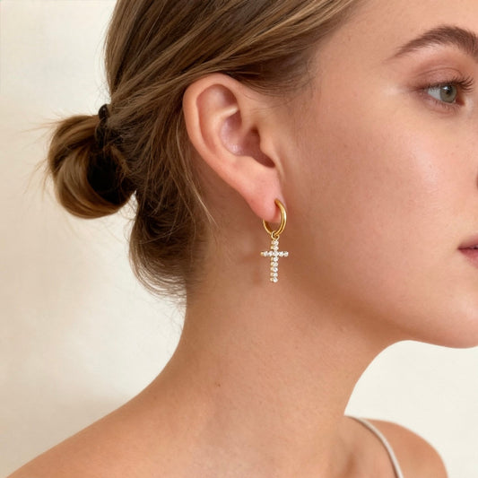 Kreuz Ohrringe mit Zirkonia – 18K Vergoldeter Edelstahl Damen Schmuck