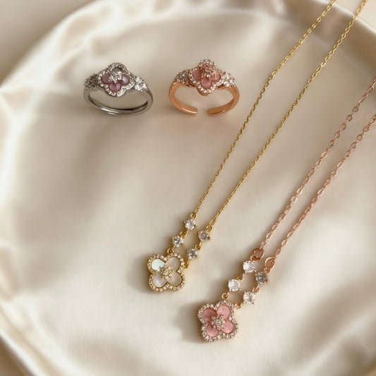 Vierblättriges Kleeblatt Schmuck-Set – Halskette & Offener Ring mit Zirkonia in Rosa