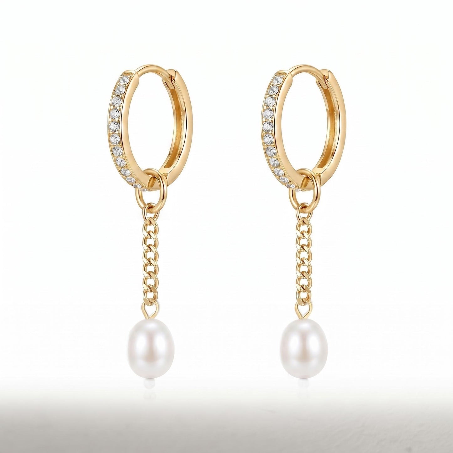 GLANZI Pearl Drop Ohrringe – Kette mit Tropfenperle, 18K Vergoldet