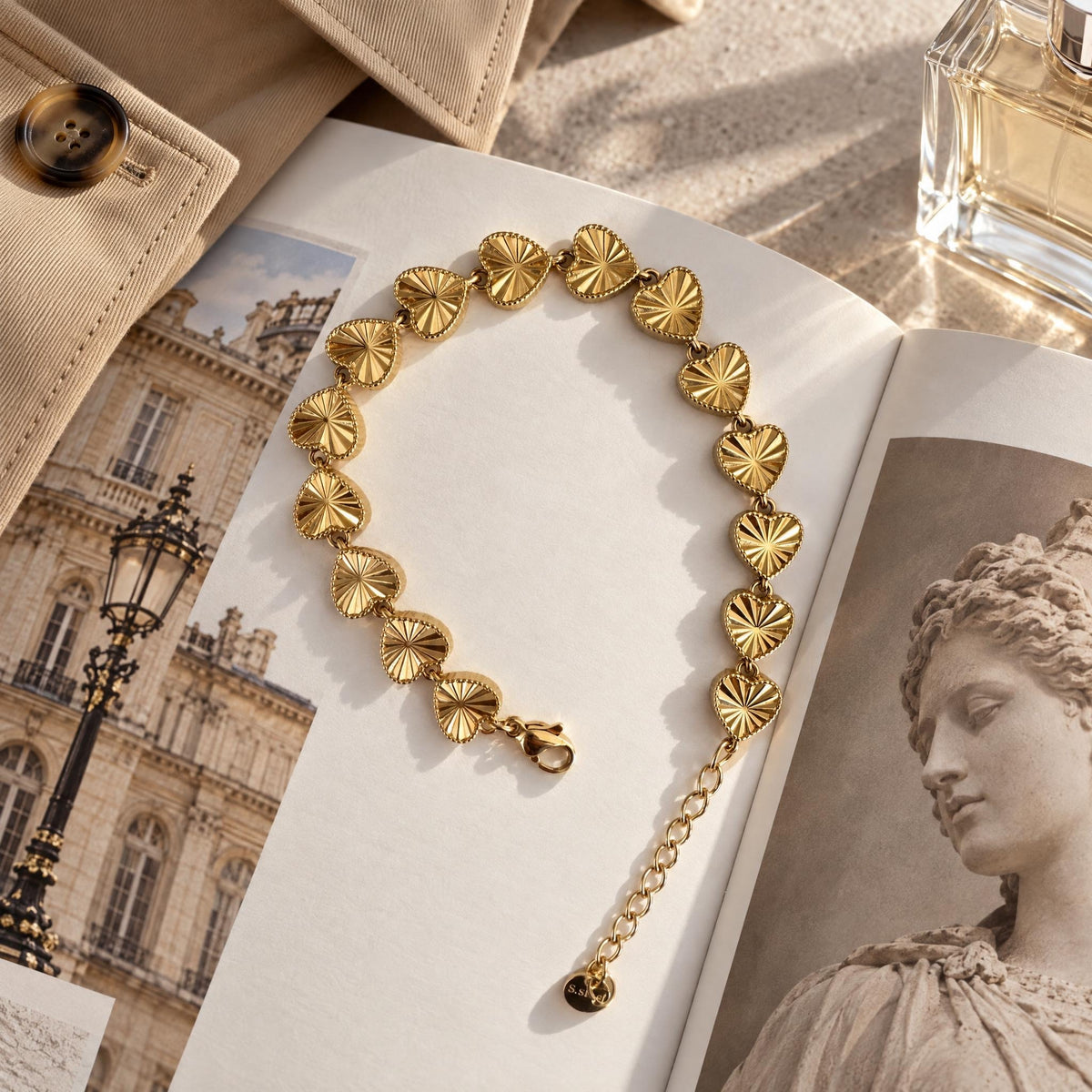 GLANZI Heartline Armband – Lasergeschnittenes Herzdesign aus Edelstahl